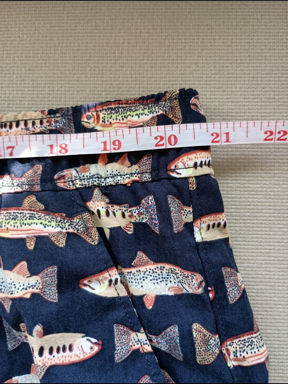 The North Face Class V Flash Dry Fish Print Water Mens Pull On Shorts